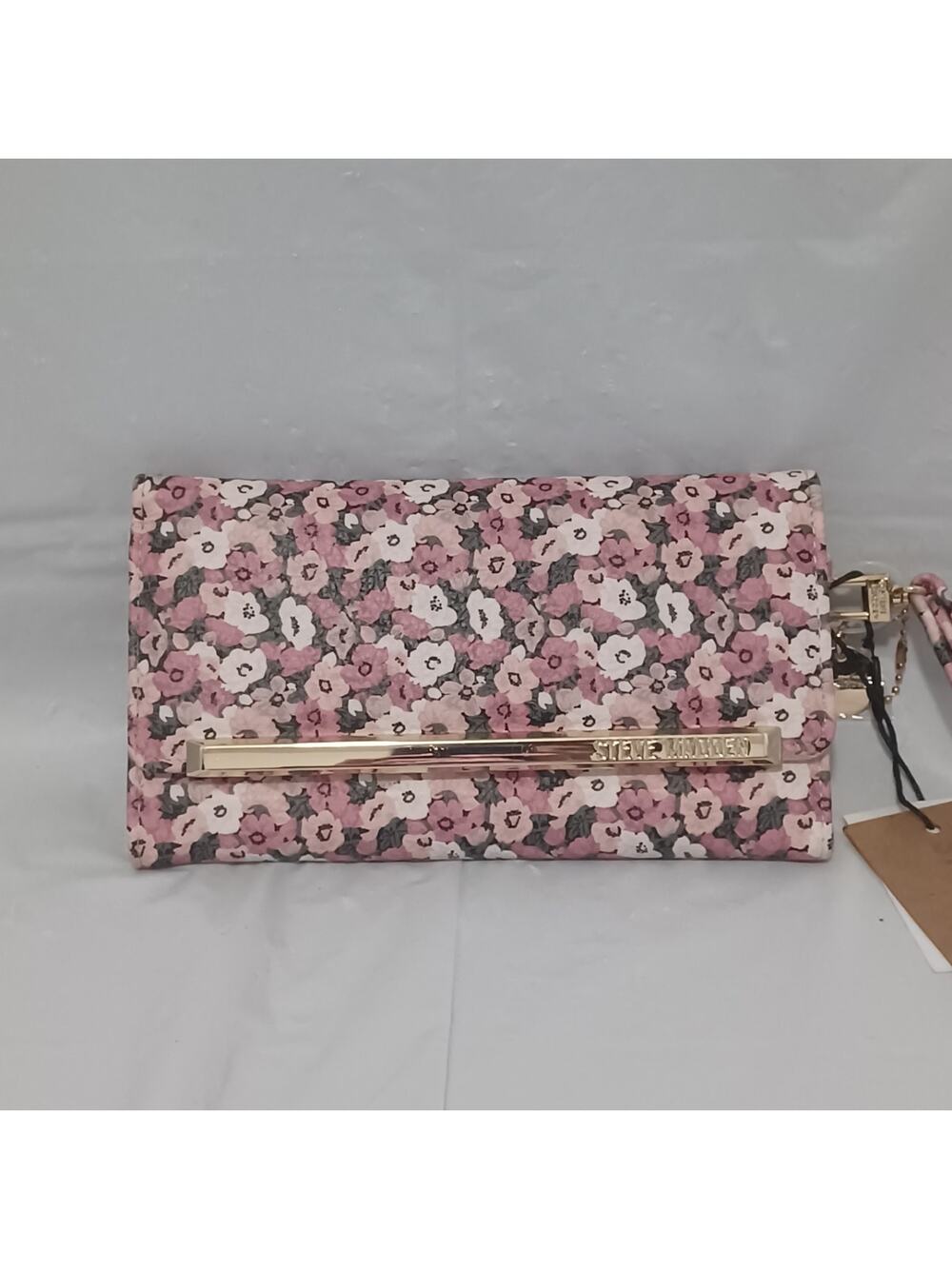 Steve Madden Pink Floral Logobar Trifold Wristlet Wallet Gold Metallic Interior